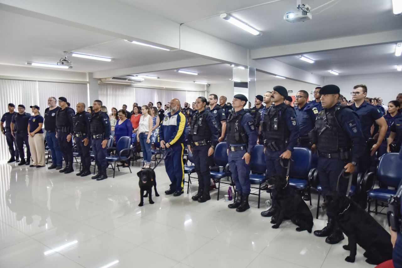 Governador de SC é agraciado com a Medalha Exército Brasileiro - ACN -  Agência Catarinense de Notícias